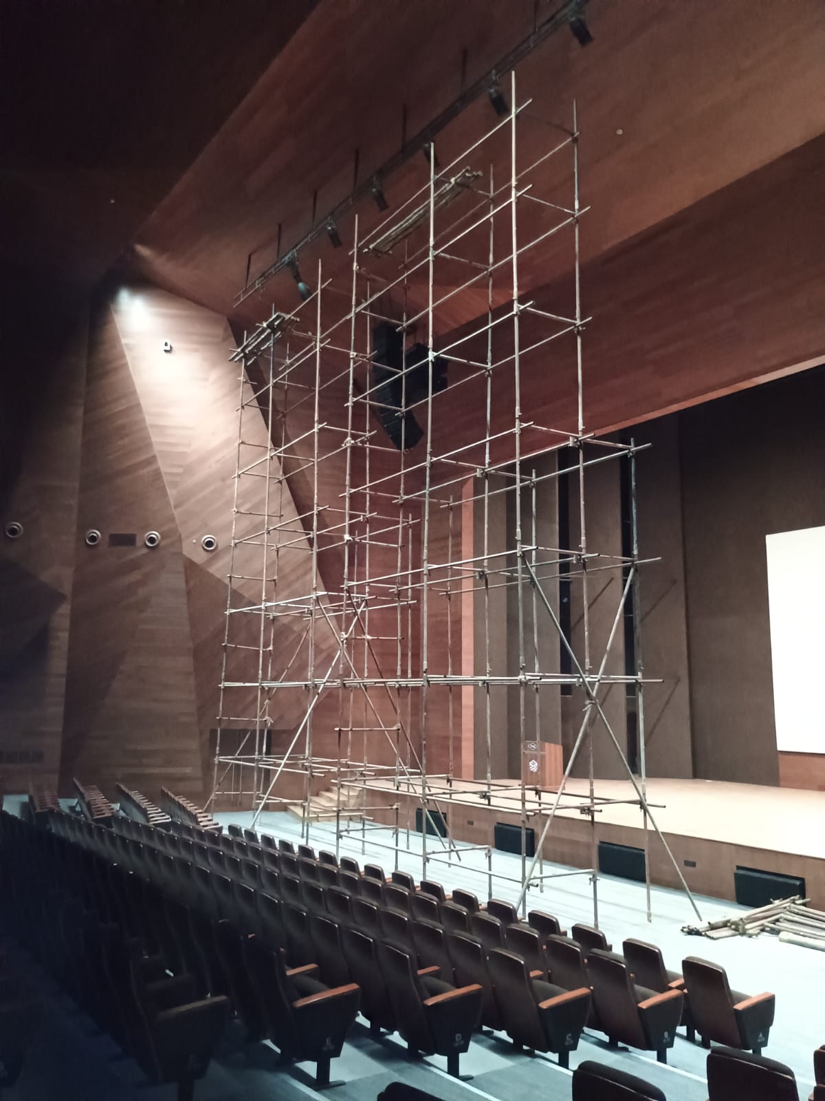 Scaffolding Rental Service